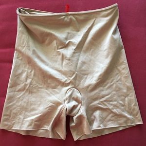 Spanx Short